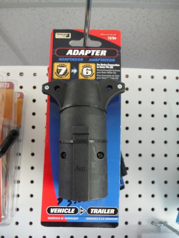 Adapter 7-Way RV Style to 6-Way Brakes to Outer Pin