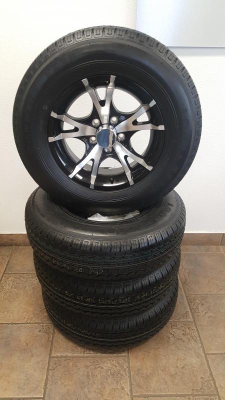 205/75/R15 Mag Aluminum Rim & Radial Tire 205/75/R15 Mag Aluminum Rim & Radial Tire