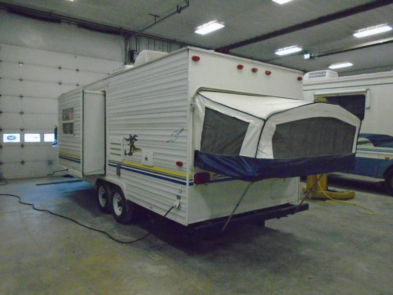 2002 Kz COYOTE 23C Expandable Camper Trailer RV 2002 Kz COYOTE 23C Expandable Camper Trailer RV
