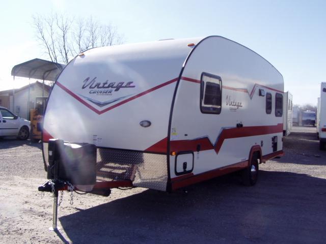 2017 Gulfstream VINTAGE STYLE 19RBS Camping RV Trailer 2017 Gulfstream VINTAGE STYLE 19RBS Camping RV Trailer