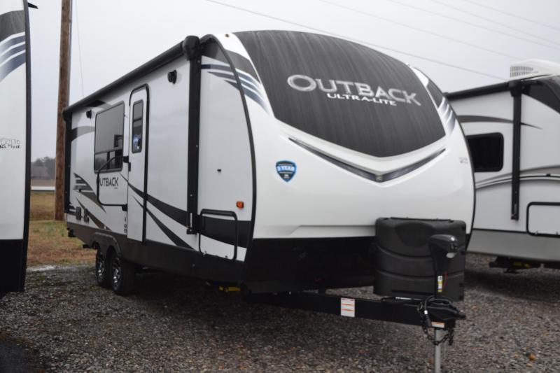 2020 Keystone RV Keystone RV Outback Ultra-Lite 221UMD Travel Trailer RV 2020 Keystone RV Keystone RV Outback Ultra-Lite 221UMD Travel Trailer RV