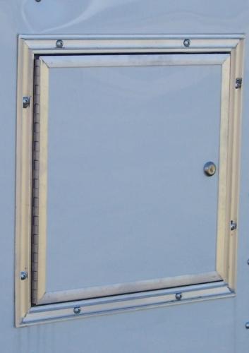 Door Fuel White 14" x 14" Door Fuel White 14" x 14"