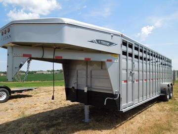 2020 Titan Standard 24 GN Stock Trailer 2020 Titan Standard 24 GN Stock Trailer