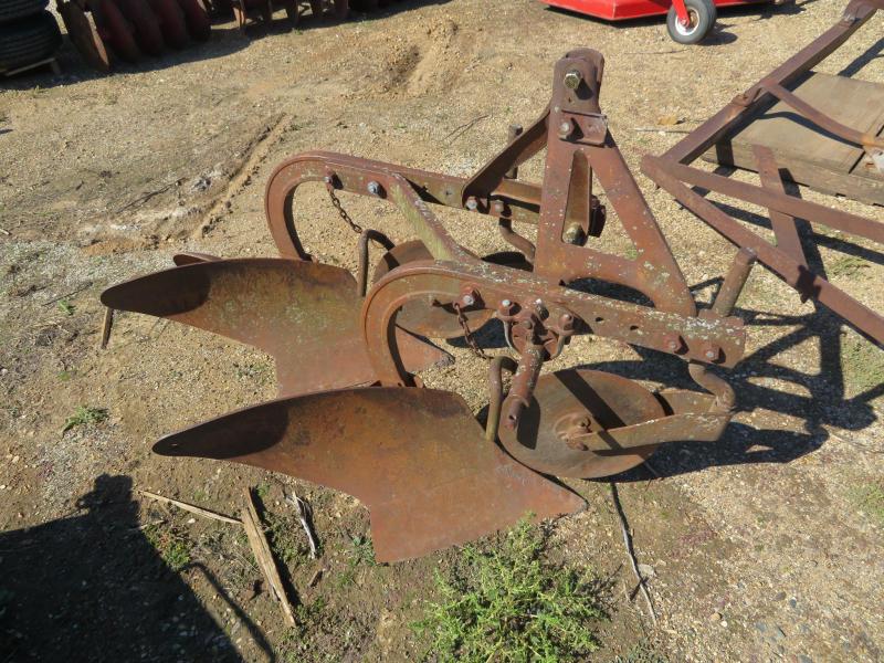 Dearborn 2 Bottom Plow Dearborn 2 Bottom Plow