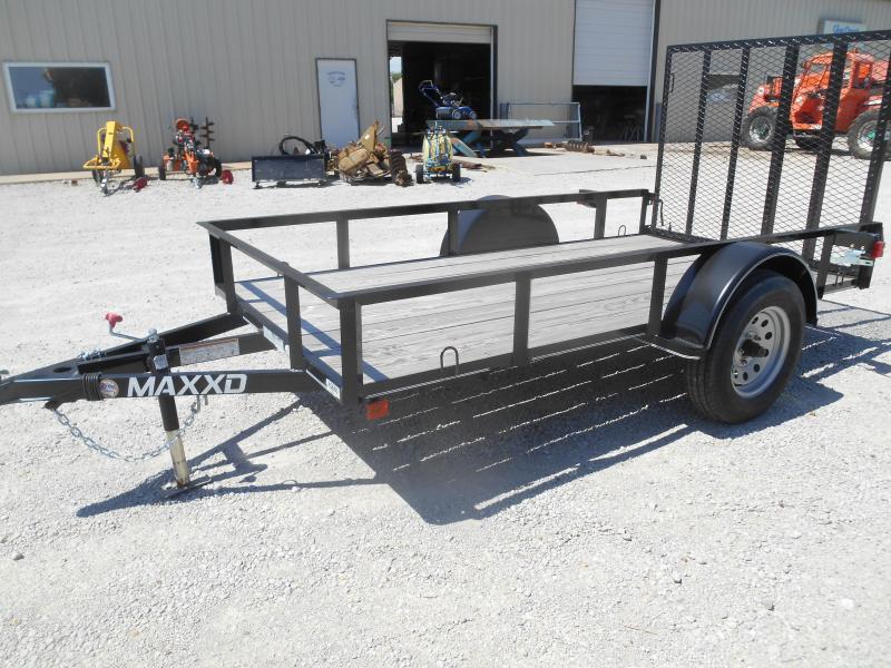 2017 Maxxd Trailers Maxxd White Series Single Axle Utility Trailer 2017 Maxxd Trailers Maxxd White Series Single Axle Utility Trailer