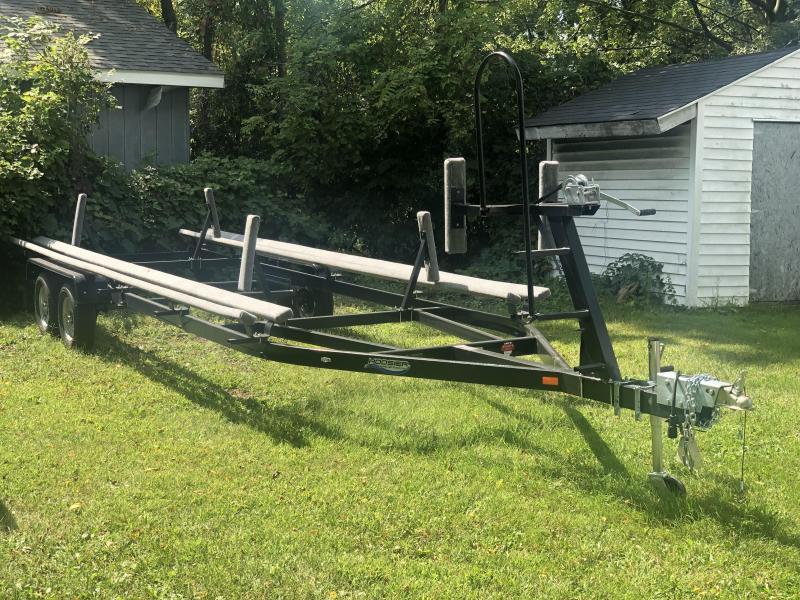 2020 Hoosier Trailers WFB224B-13 Boat Trailer 2020 Hoosier Trailers WFB224B-13 Boat Trailer