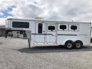 2006 Sundowner 3H GN Horse Trailer 2006 Sundowner 3H GN Horse Trailer