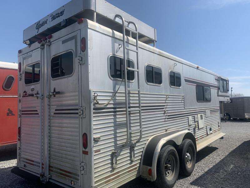1996 Sundowner 3H GN Horse Trailer 1996 Sundowner 3H GN Horse Trailer