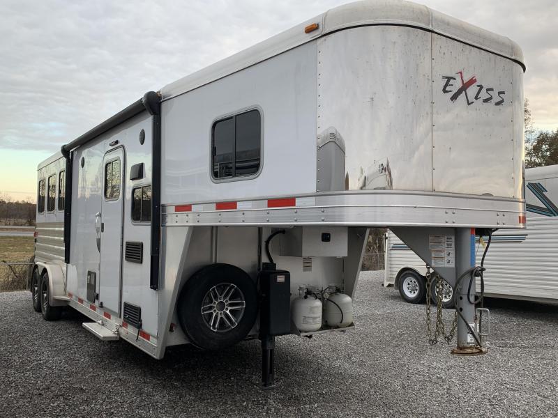 2017 Exiss 7308 3H Horse Trailer 2017 Exiss 7308 3H Horse Trailer