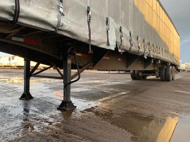 1997 Utility Trailer Manufacturing Company Curt/Tautliner Curtainside 1997 Utility Trailer Manufacturing Company Curt/Tautliner Curtainside