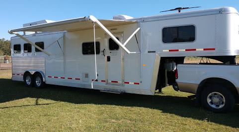 2017 Logan Coach 8 wide 3 horse w/12' lq & slide Horse Trailer 2017 Logan Coach 8 wide 3 horse w/12' lq & slide Horse Trailer