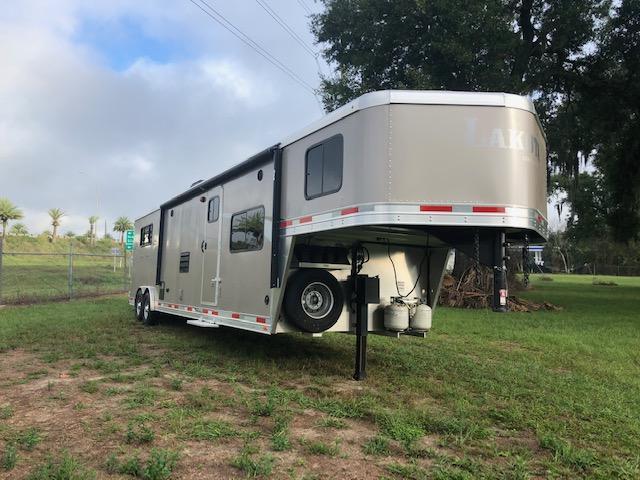2018 Lakota 8 wide 3 horse w/15' lq Horse Trailer 2018 Lakota 8 wide 3 horse w/15' lq Horse Trailer