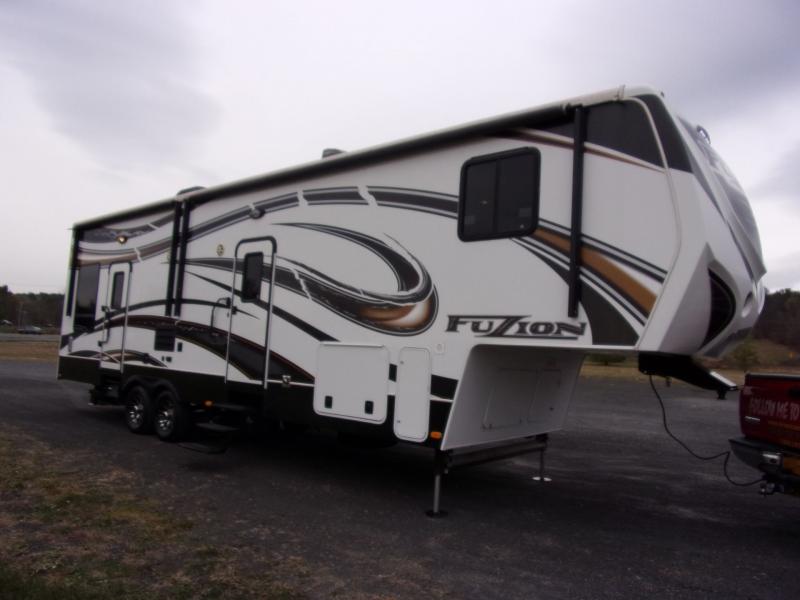 2013 Keystone Rv Fuzion 310 ST TROPEZ 2013 Keystone Rv Fuzion 310 ST TROPEZ