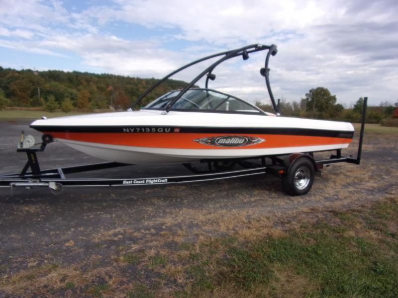 2006 Malibu Boats Malibu RESPONSE 2006 Malibu Boats Malibu RESPONSE