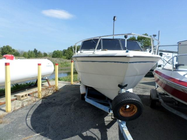 1977 Glastron Glastron 21 CUDDY 1977 Glastron Glastron 21 CUDDY