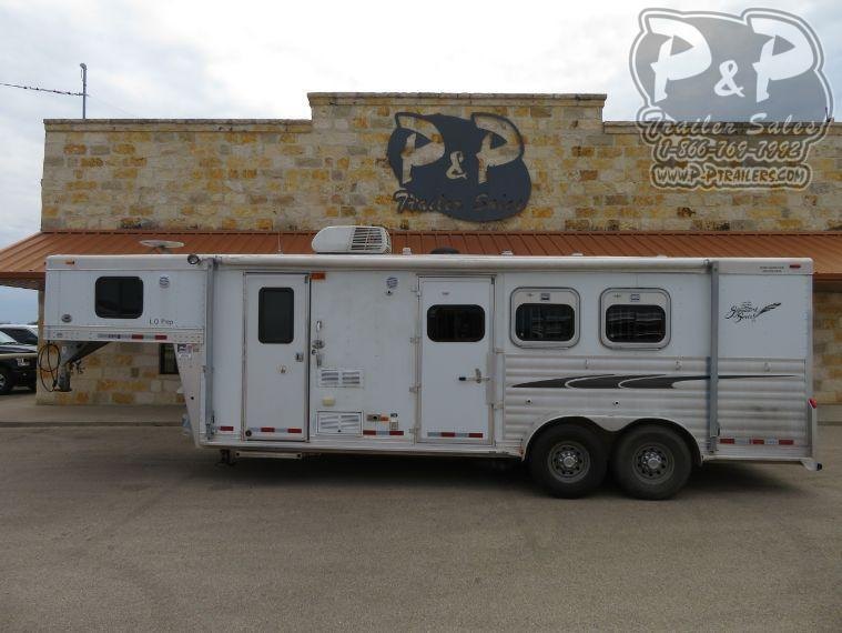 2004 Cherokee 7308 3 Horse Slant Load Trailer 8 FT LQ 2004 Cherokee 7308 3 Horse Slant Load Trailer 8 FT LQ