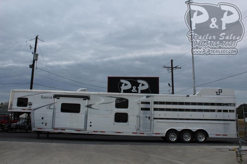2018 Lakota BLE82011T 20 ft Livestock Trailer LQ 2018 Lakota BLE82011T 20 ft Livestock Trailer LQ