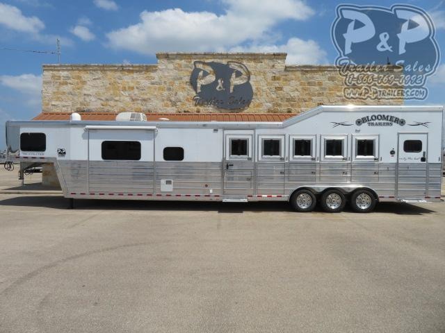 2018 Bloomer PC Load Trail Boss 5 Horse Slant Load Trailer 15' 10" FT LQ With Slides w/ Ramps 2018 Bloomer PC Load Trail Boss 5 Horse Slant Load Trailer 15' 10" FT LQ With Slides w/ Ramps
