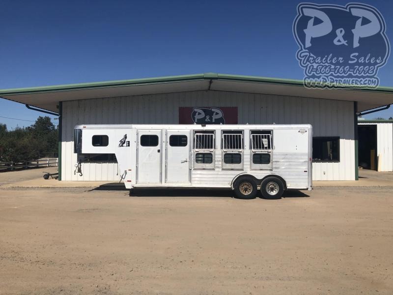 2001 Hart Trailers 4HSL 4 Horse Slant Load Trailer 2001 Hart Trailers 4HSL 4 Horse Slant Load Trailer