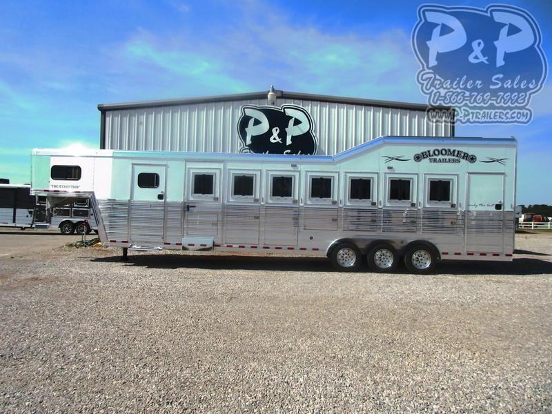 2019 Bloomer Trailers 7 Horse Trainer 2019 Bloomer Trailers 7 Horse Trainer