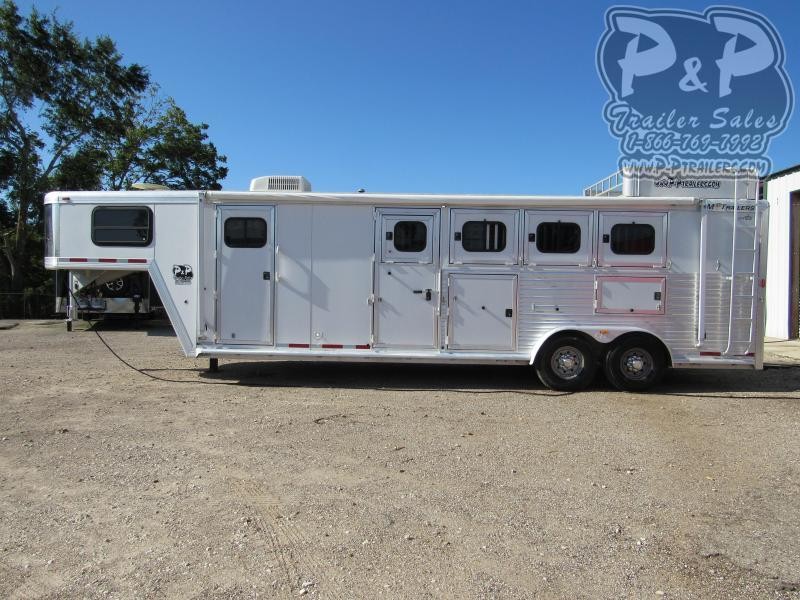 2004 Cimarron Trailers Norstar 4 Horse Trailer 8 LQ Slant 2004 Cimarron Trailers Norstar 4 Horse Trailer 8 LQ Slant