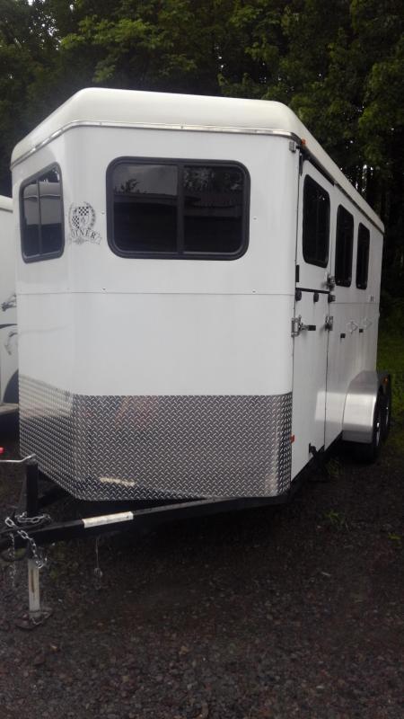 2019 Cotner Trailers Inc. Three Horse Trailer 2019 Cotner Trailers Inc. Three Horse Trailer