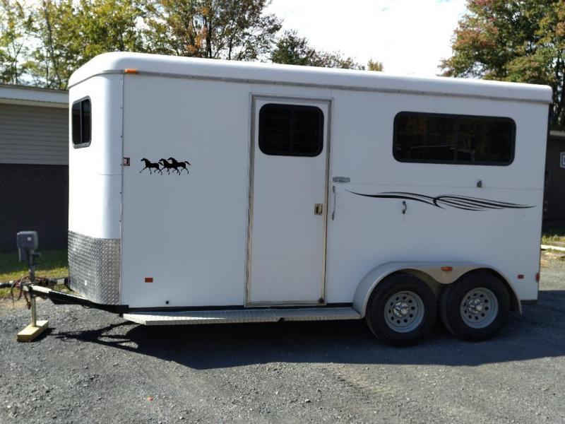 2008 Cotner Trailers Inc. Royal Dressing Room Horse Trailer 2008 Cotner Trailers Inc. Royal Dressing Room Horse Trailer