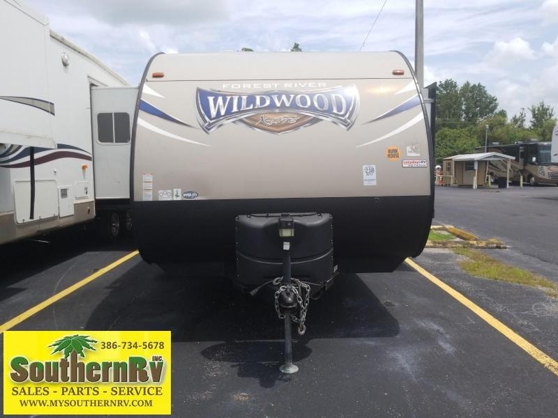 2017 Forest River Wildwood X-lite 230BHXL BUNKHOUSE Travel Trailer RV 2017 Forest River Wildwood X-lite 230BHXL BUNKHOUSE Travel Trailer RV