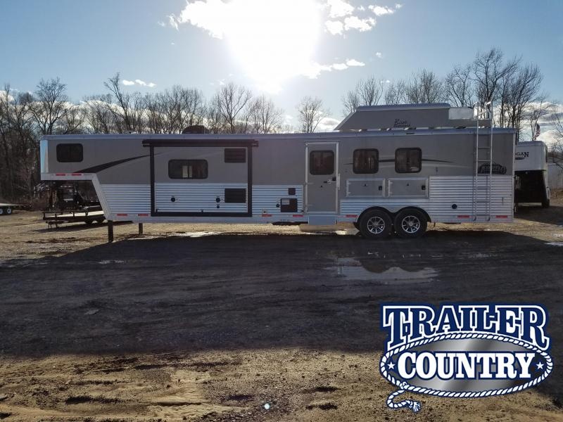 2018 Bison Trailers 2018 8316LDBLRSL LAREDO 3 HORSE WITH 16 SHORT WA Horse Trailer 2018 Bison Trailers 2018 8316LDBLRSL LAREDO 3 HORSE WITH 16 SHORT WA Horse Trailer