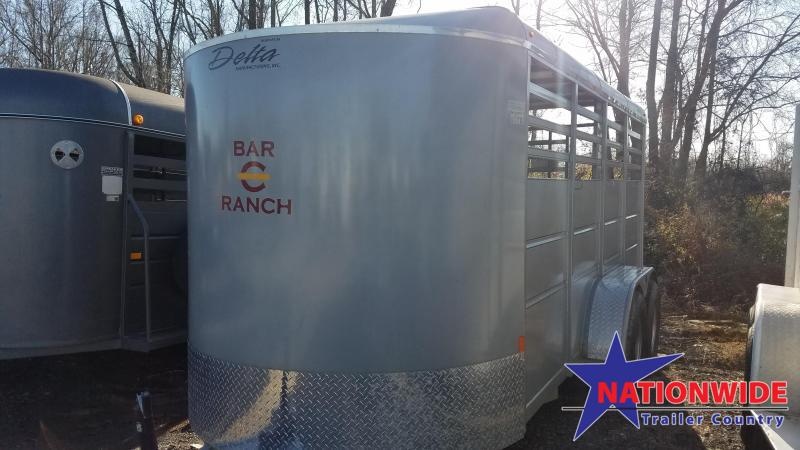 2018 Delta Manufacturing 500 ES Horse Trailer 2018 Delta Manufacturing 500 ES Horse Trailer