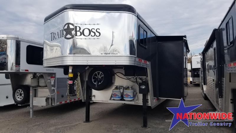 2020 Bison Trailers 8313 TRAIL BOSS Horse Trailer 2020 Bison Trailers 8313 TRAIL BOSS Horse Trailer
