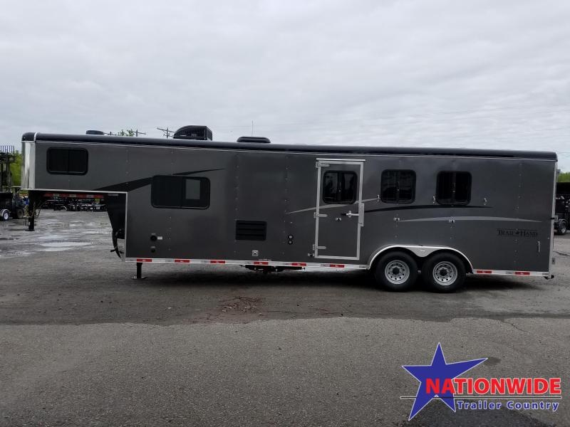 2020 Bison 7311TH Horse Trailer with Living Quarters 2020 Bison 7311TH Horse Trailer with Living Quarters
