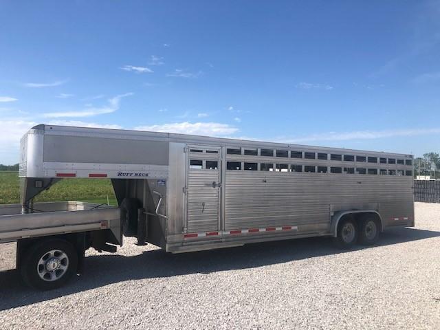 2015 EBY Ruff Neck Livestock Trailer 2015 EBY Ruff Neck Livestock Trailer