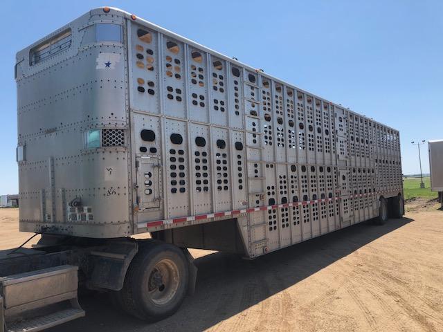 2004 Willson SILVERSTAR 53 SPREAD AXLE LIVESTOCK SEMI TRAILER 2004 Willson SILVERSTAR 53 SPREAD AXLE LIVESTOCK SEMI TRAILER