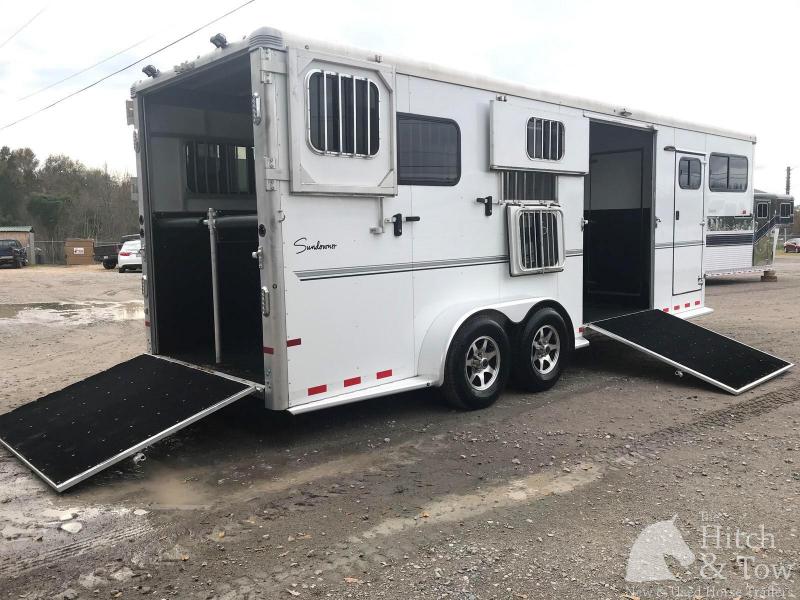 2016 Sundowner Trailers Charter SE Horse Trailer 2016 Sundowner Trailers Charter SE Horse Trailer