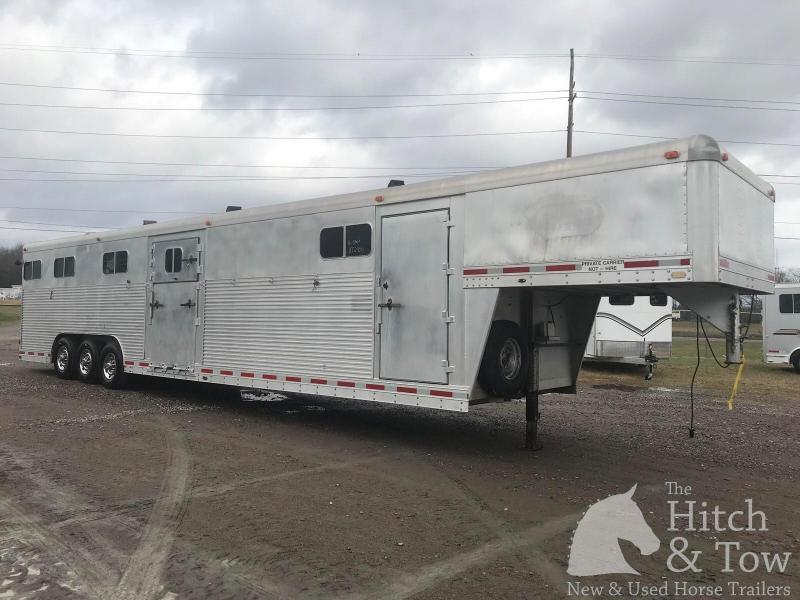 Delta Manufacturing Circle J Trailers And 4 Star Trailers Horse