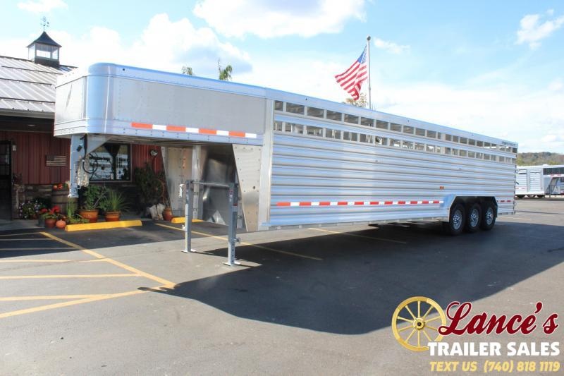 2020 Featherlite 32 Ft. Livestock Trailer 2020 Featherlite 32 Ft. Livestock Trailer