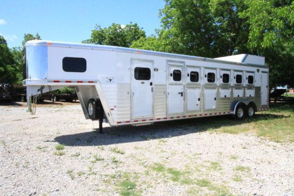 2018 Hart Tradition 6H Horse Trailer w/Smart Tack 2018 Hart Tradition 6H Horse Trailer w/Smart Tack