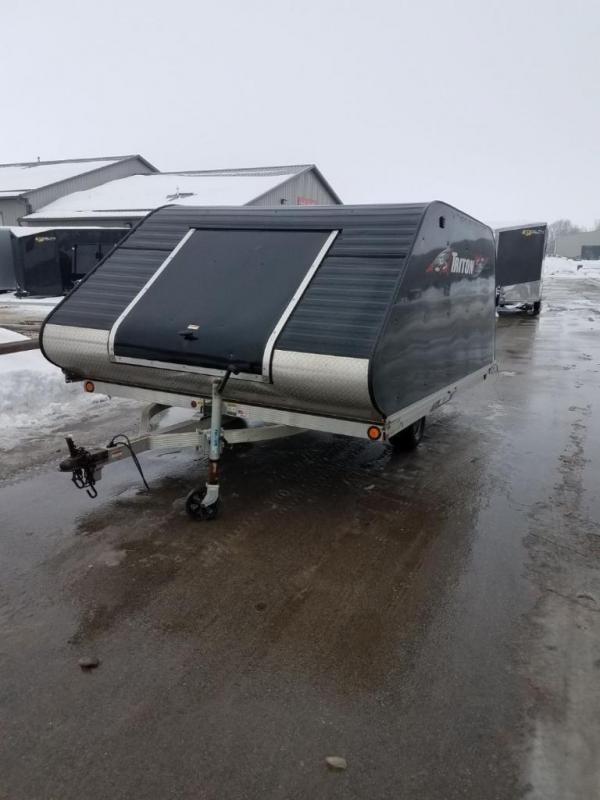 2012 Triton Tc 101x10 2012 Triton Tc 101x10