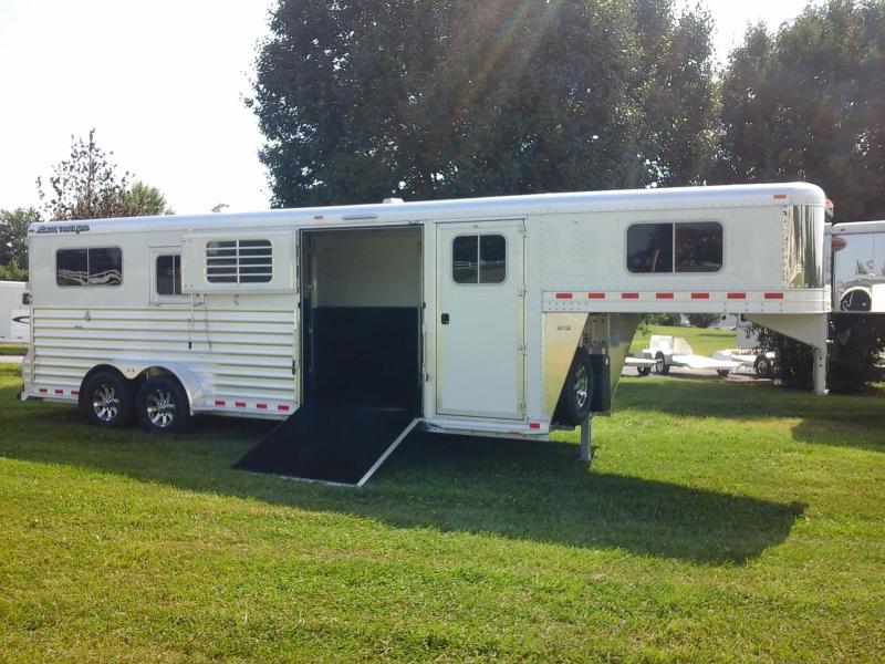 2019 Elite Trailers 2+1 Horse Trailer 2019 Elite Trailers 2+1 Horse Trailer