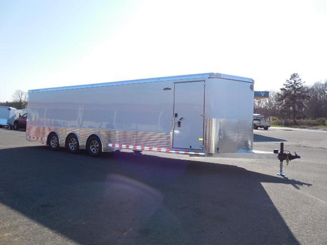 2016 Sundowner Trailers 32ft Cargo / Enclosed Trailer 2016 Sundowner Trailers 32ft Cargo / Enclosed Trailer