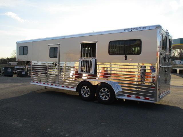 2019 Sundowner Trailers 2 + 1 Horse Trailer 2019 Sundowner Trailers 2 + 1 Horse Trailer