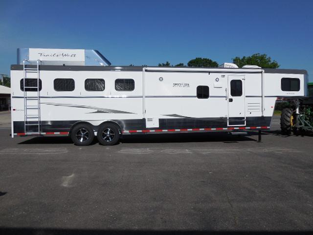 2015 Trails West 4H LQ w/Slide Horse Trailer 2015 Trails West 4H LQ w/Slide Horse Trailer