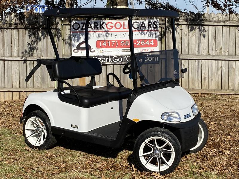 2020 E-Z-GO RXV 48V-2 PASSENGER-WHITE (ELECTRIC) 2020 E-Z-GO RXV 48V-2 PASSENGER-WHITE (ELECTRIC)