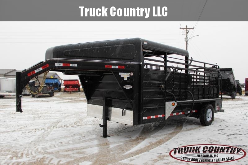 2020 GR Trailers 6.8x16' gooseneck Half-Top Livestock Trailer 2020 GR Trailers 6.8x16' gooseneck Half-Top Livestock Trailer