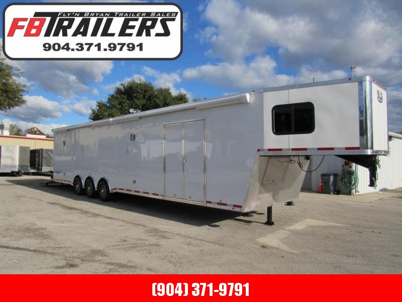 2020 Vintage Trailers 44ft Goose Neck Bath Package Car / Racing Trailer 2020 Vintage Trailers 44ft Goose Neck Bath Package Car / Racing Trailer