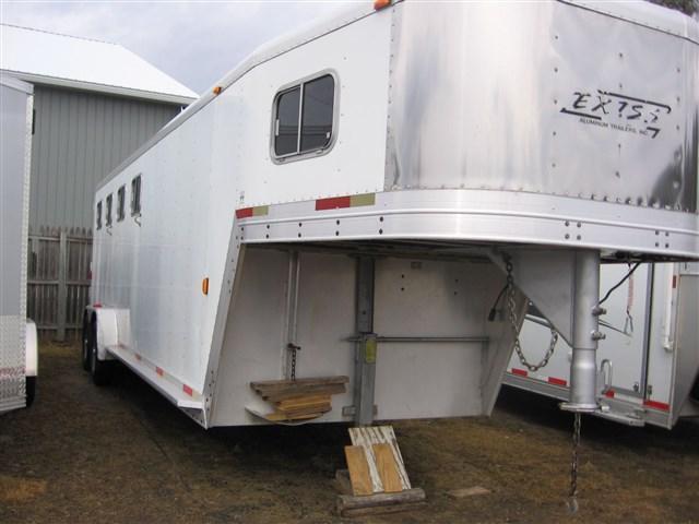 2000 Exiss Trailers SS400 Horse Trailer - PRICE REDUCED 2000 Exiss Trailers SS400 Horse Trailer - PRICE REDUCED