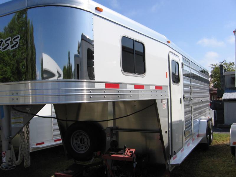 2019 Exiss Trailers STC 7020 Horse Trailer 2019 Exiss Trailers STC 7020 Horse Trailer