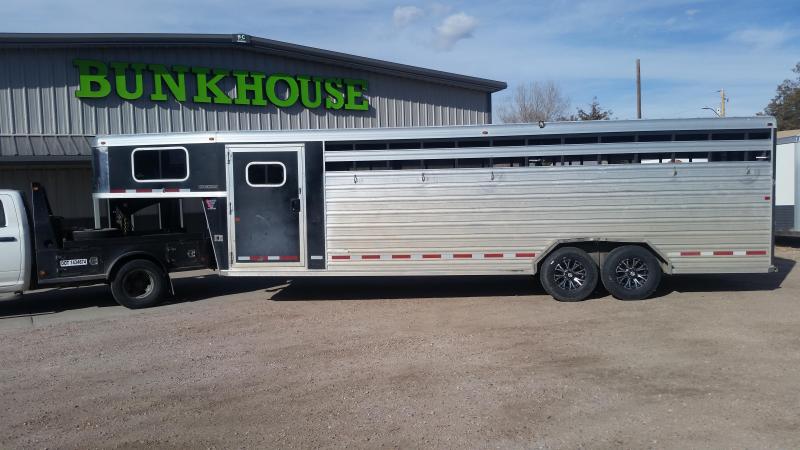2015 Logan Coach 26' STOCKMAN COMBO Livestock Trailer 2015 Logan Coach 26' STOCKMAN COMBO Livestock Trailer