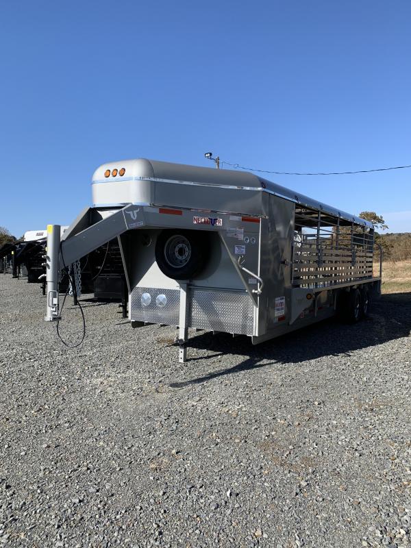 2020 Neckover Trailers 24x6.8 Metal Top Livestock Trailer 2020 Neckover Trailers 24x6.8 Metal Top Livestock Trailer